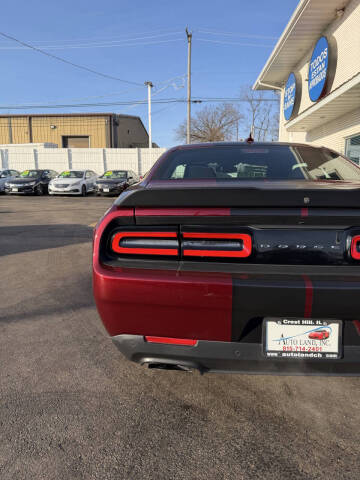 2018 Dodge Challenger 392 HEMI Scat Pack Shaker