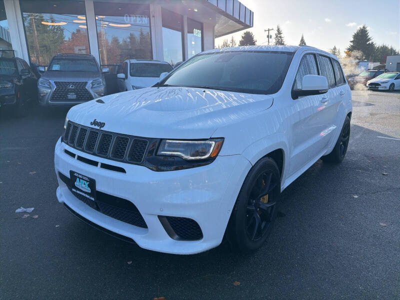 2019 Jeep Grand Cherokee Trackhawk's photo