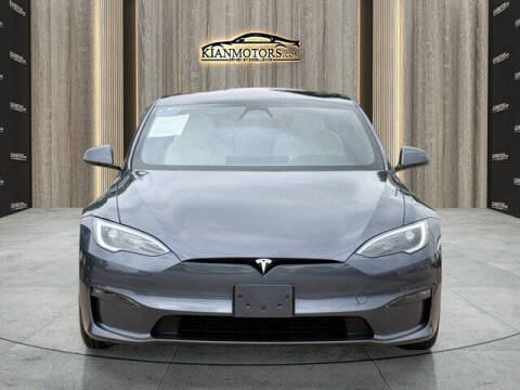 2023 Tesla Model S Standard Range
