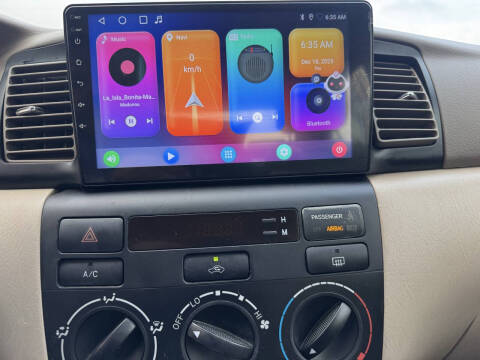 2005 Toyota Corolla LE