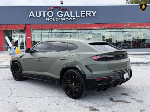 2025 Lamborghini Urus SE