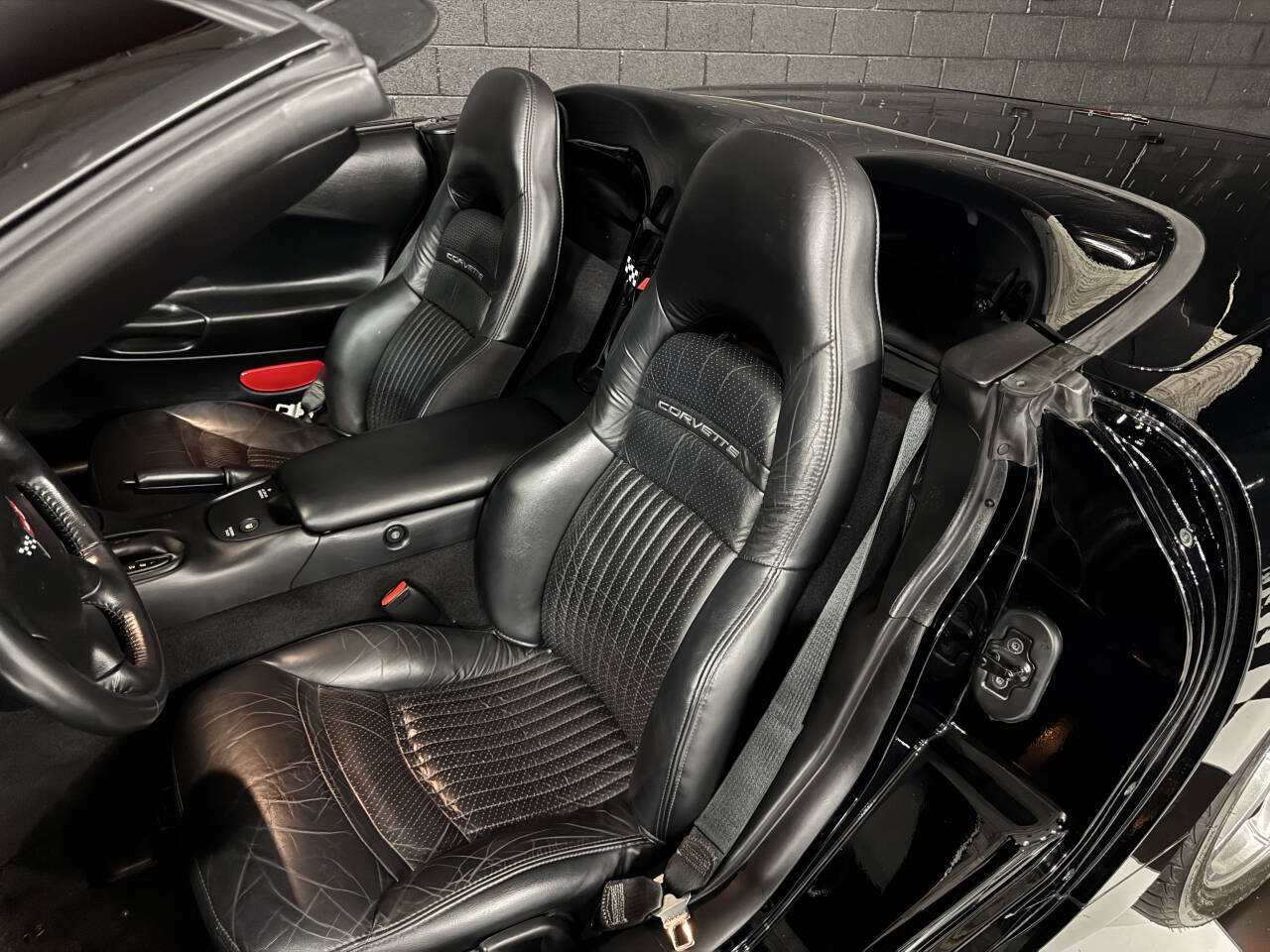 2004 Chevrolet Corvette 53