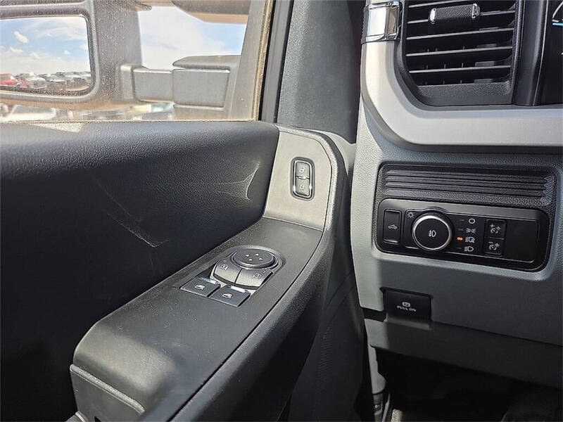 2025 Ford F-600 Super Duty