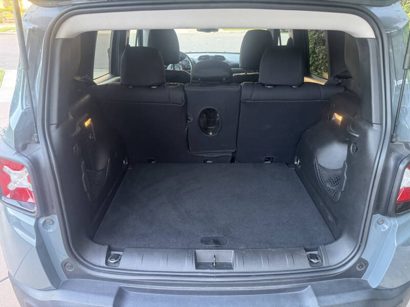 2017 Jeep Renegade Altitude