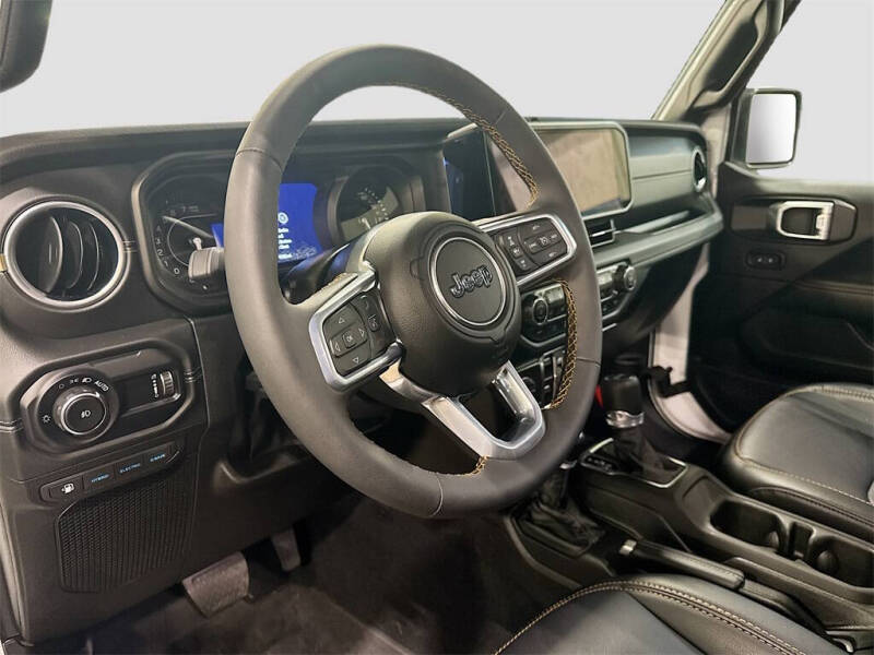 2024 Jeep Wrangler Sahara 4xe