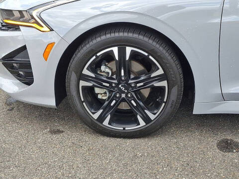 2022 Kia K5