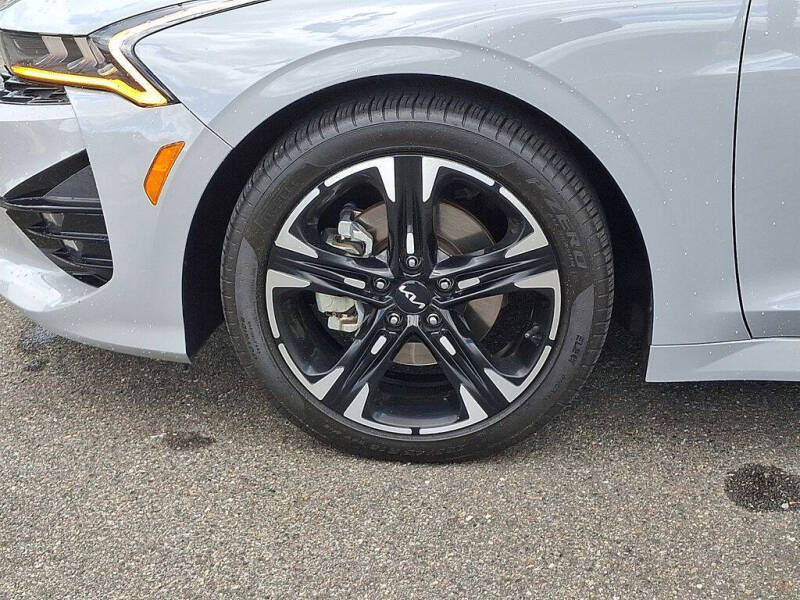 2022 Kia K5