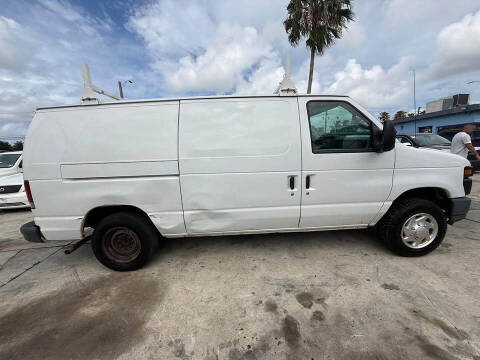 2013 Ford E-Series