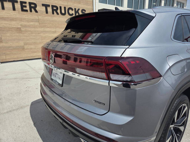 2024 Volkswagen Atlas Cross Sport SEL Premium R-Line 4Motion