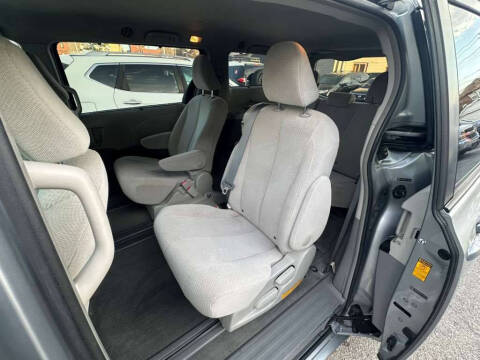 2014 Toyota Sienna