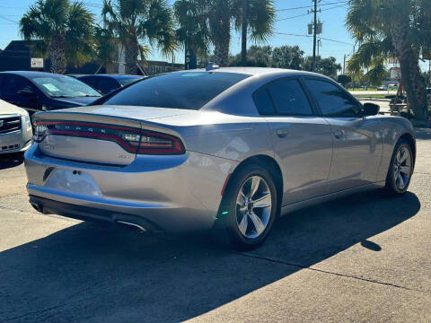 2016 Dodge Charger SXT