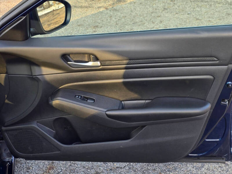 2022 Nissan Altima 2.5 S