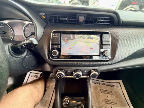 2021 Nissan Kicks S