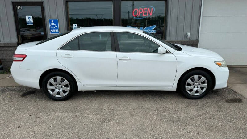 Used 2011 Toyota Camry LE with VIN 4T4BF3EK2BR134377 for sale in La Crescent, Minnesota