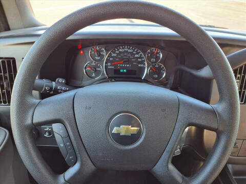 2025 Chevrolet Express 2500