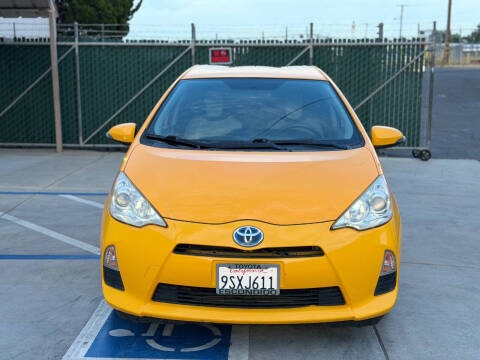 2014 Toyota Prius c One