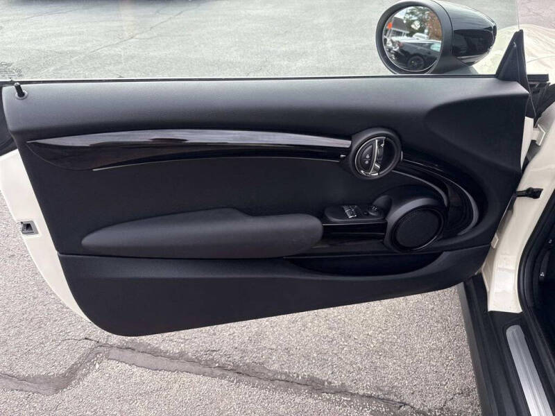 2022 MINI Hardtop 2 Door Oxford Edition