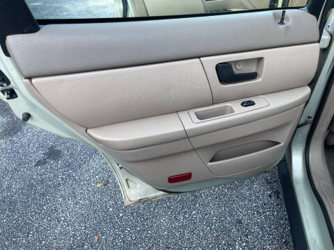 2006 Ford Taurus SEL