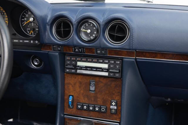 1986 Mercedes-Benz 560-Class 560 SL