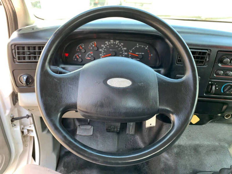 2003 Ford F-650 Super Duty