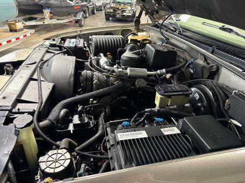 2000 Cadillac Escalade