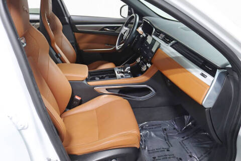 2024 Jaguar F-PACE P250 R-Dynamic S