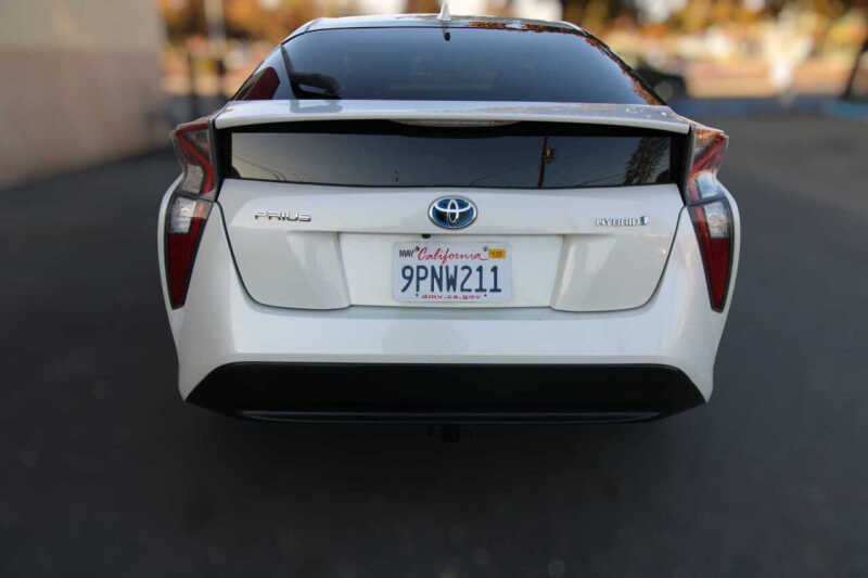 2016 Toyota Prius Two