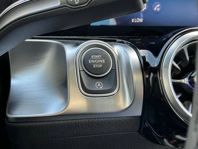 2026 Mercedes-Benz GLB GLB 250 4MATIC