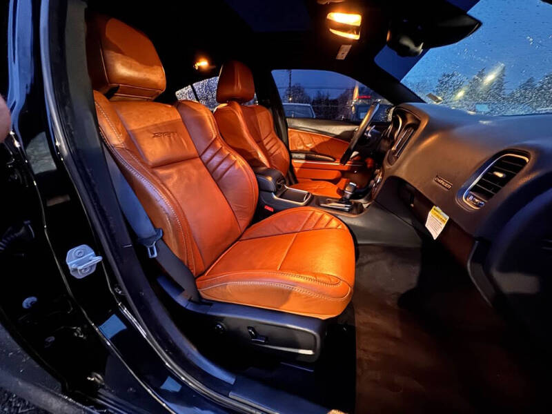 2016 Dodge Charger SRT 392