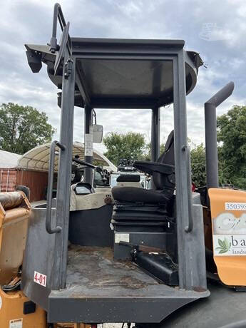 2012 Case IH  221E-3