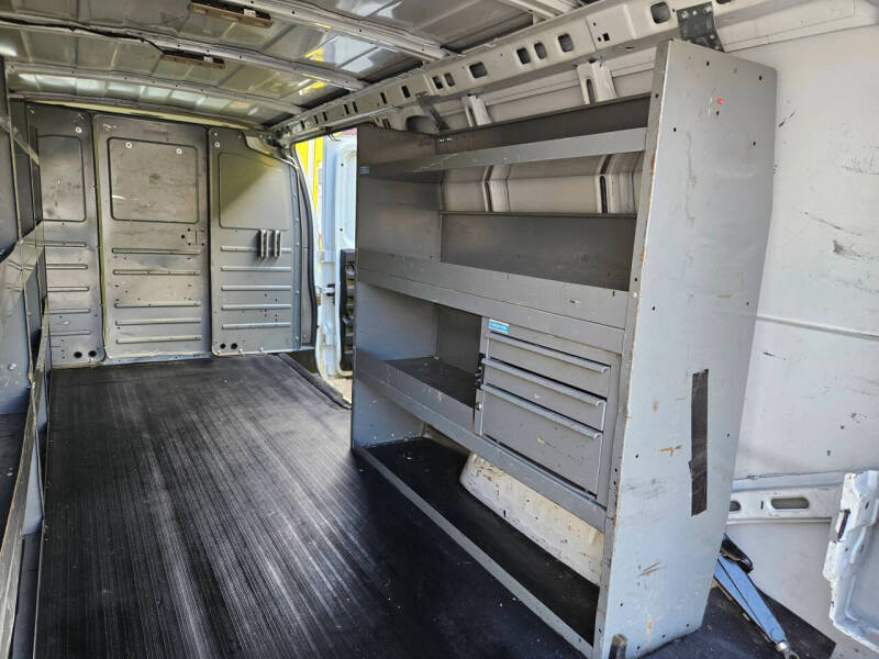 2021 Chevrolet Express 2500