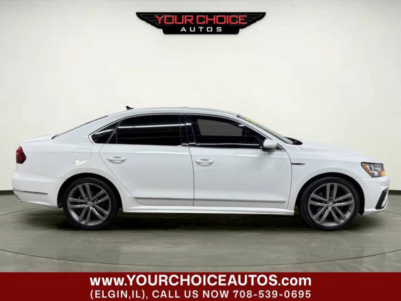 2017 Volkswagen Passat 1.8T R-Line