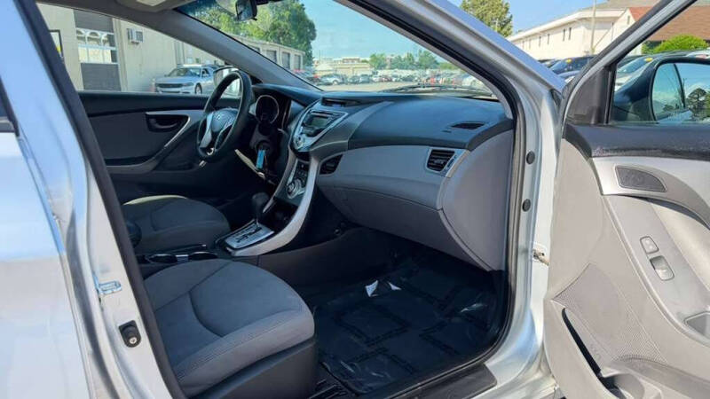 2012 Hyundai Elantra GLS