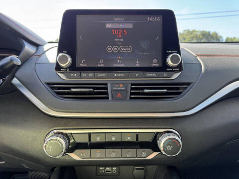 2021 Nissan Altima 2.5 SR