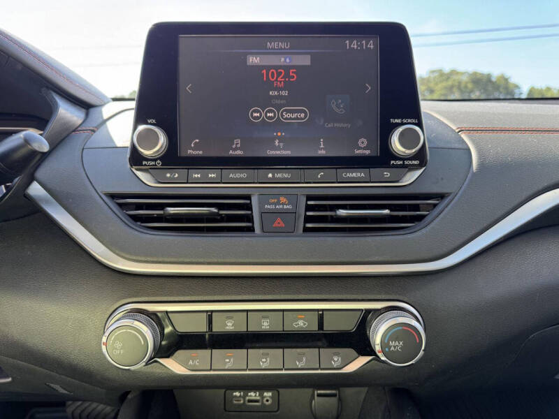 2021 Nissan Altima 2.5 SR