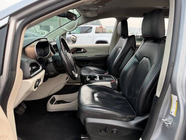 2019 Chrysler Pacifica Touring L