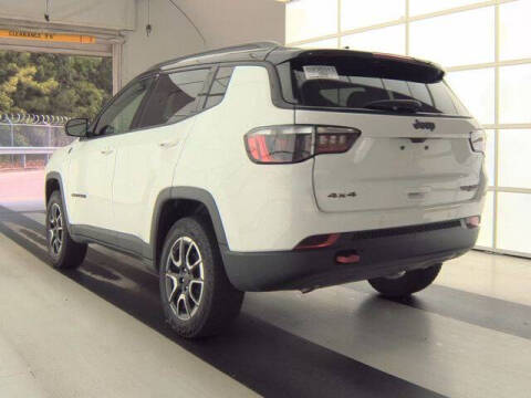 2025 Jeep Compass Trailhawk