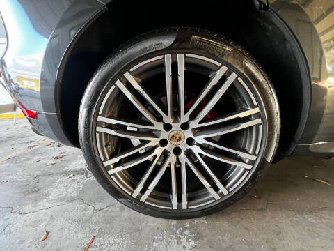 2017 Porsche Macan GTS