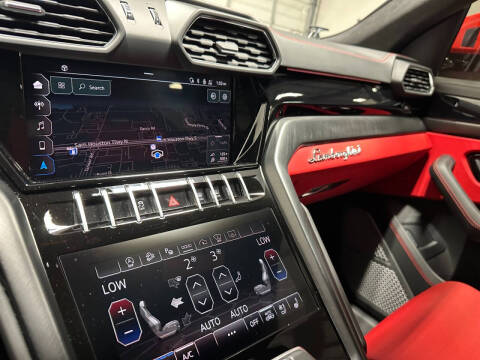 2022 Lamborghini Urus