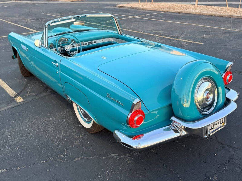 1956 Ford Thunderbird