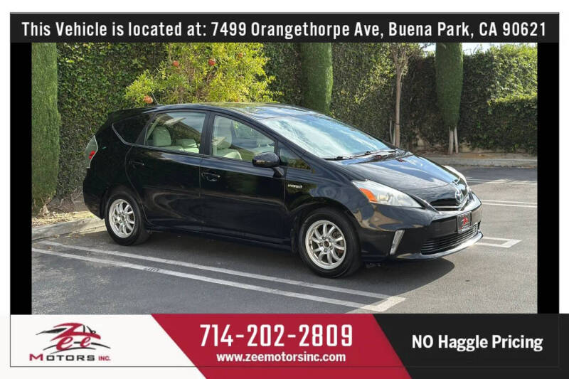 2013 Toyota Prius v Three