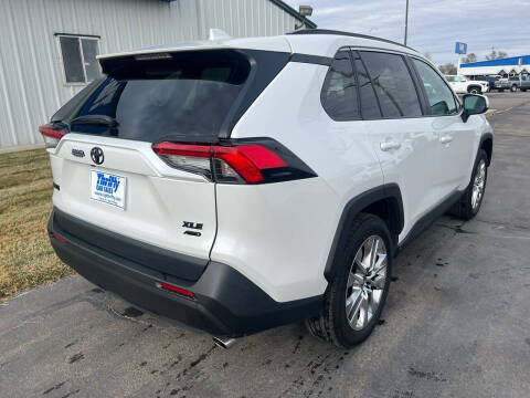 2025 Toyota RAV4 XLE Premium