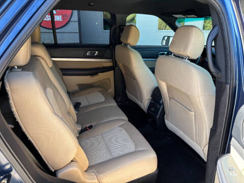2016 Ford Explorer