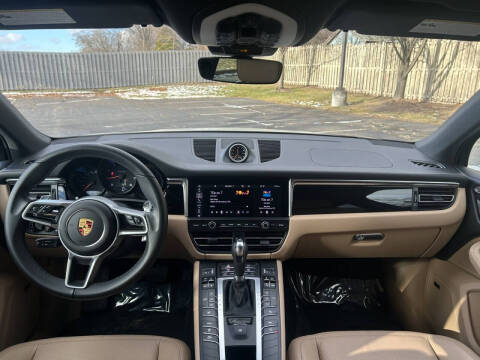 2021 Porsche Macan