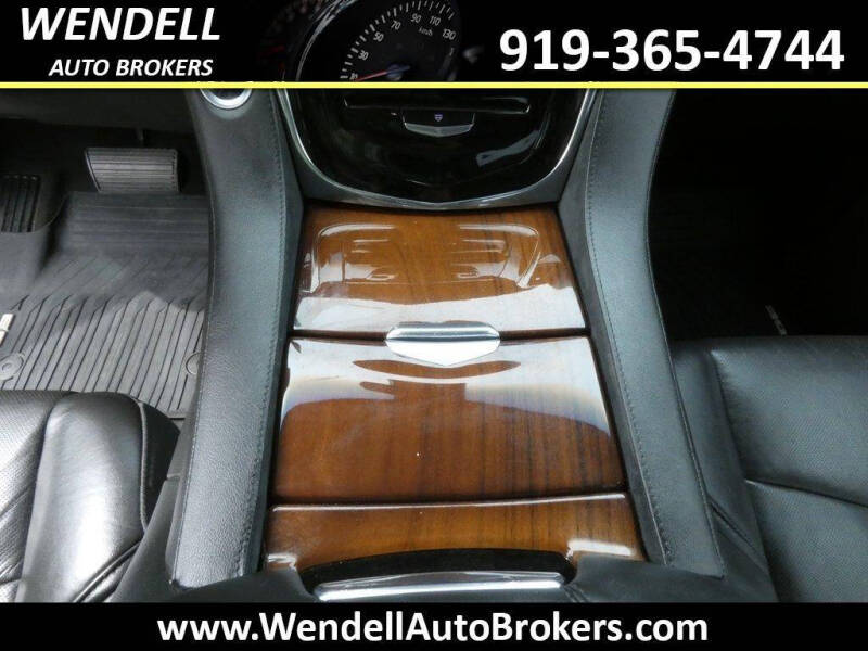 2017 Cadillac Escalade Luxury