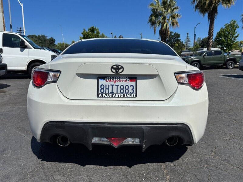 2015 Scion FR-S