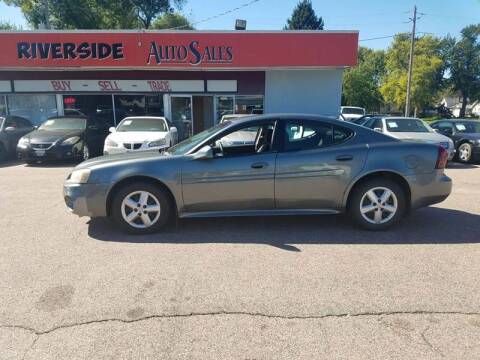 2005 Pontiac Grand Prix for sale at RIVERSIDE AUTO SALES in Sioux City IA