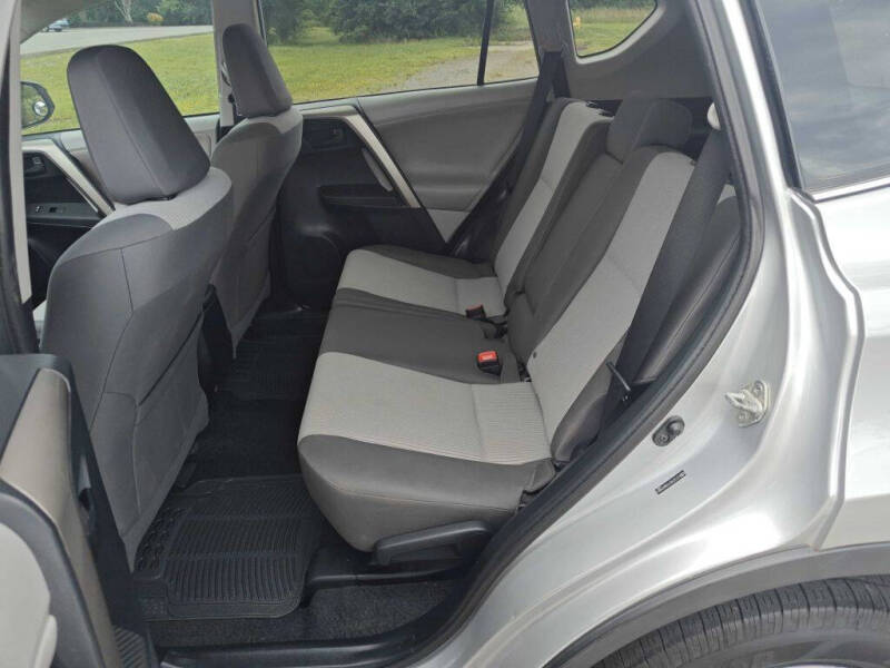 2013 Toyota RAV4 LE