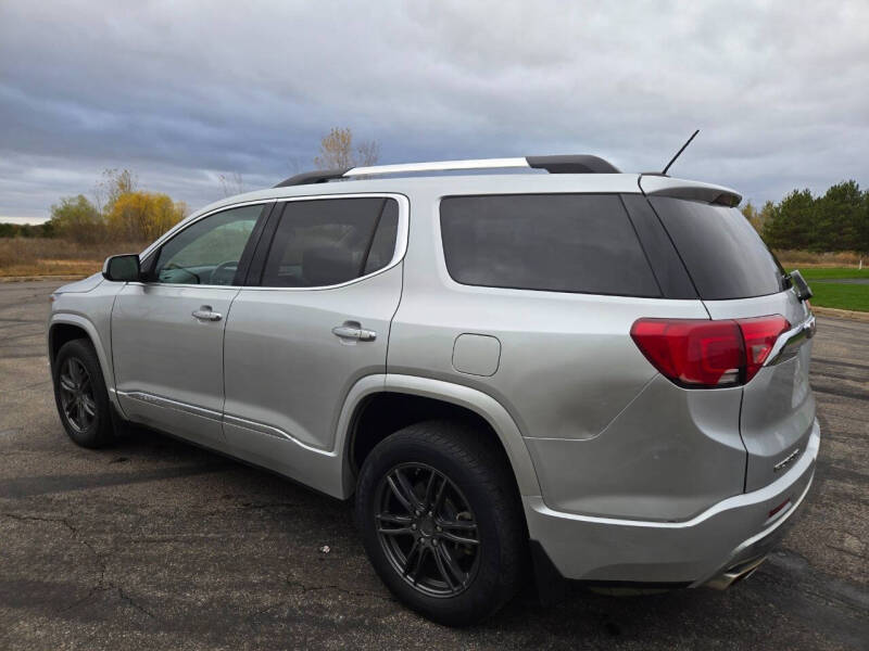 2017 GMC Acadia Denali