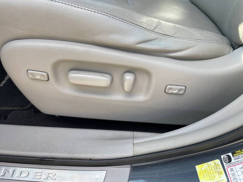 2012 Toyota Highlander Limited